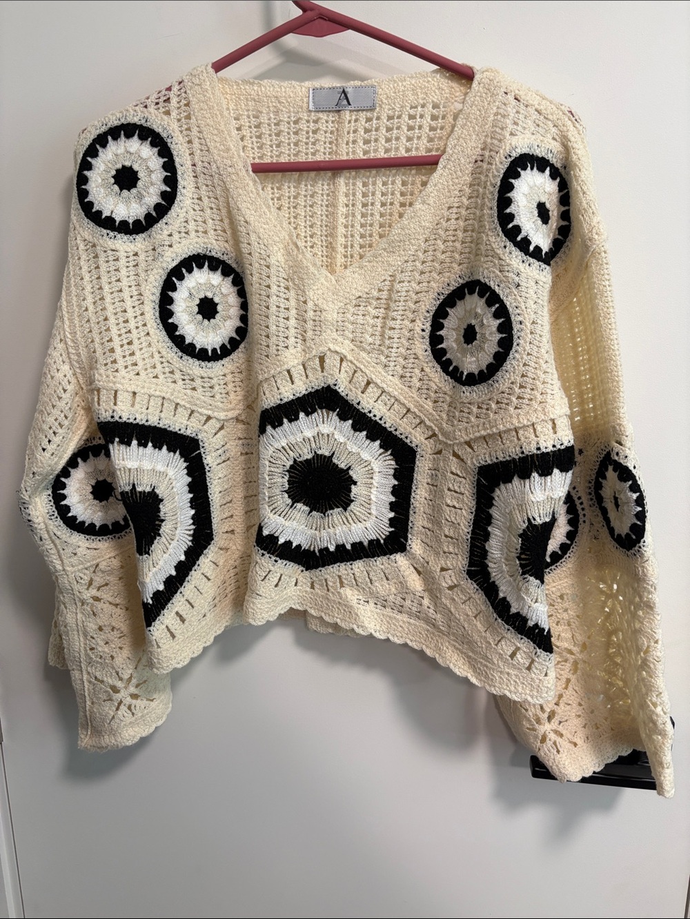Crochet V-Neck Sweater - Cream and Black